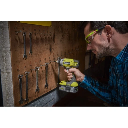 фото аккумуляторный винтоверт ryobi one+ rid1801m